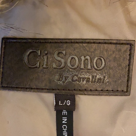 Faux fur vest - Picture 3 of 3